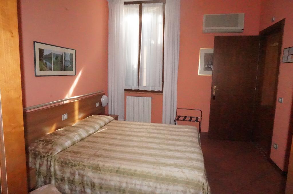 Hotel Cavour Verona Kültér fotó