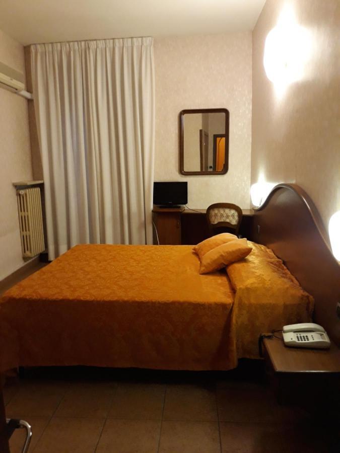 Hotel Cavour Verona Kültér fotó