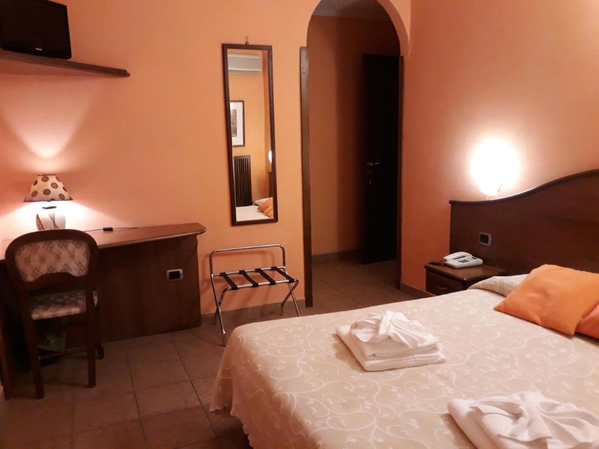 Hotel Cavour Verona Kültér fotó