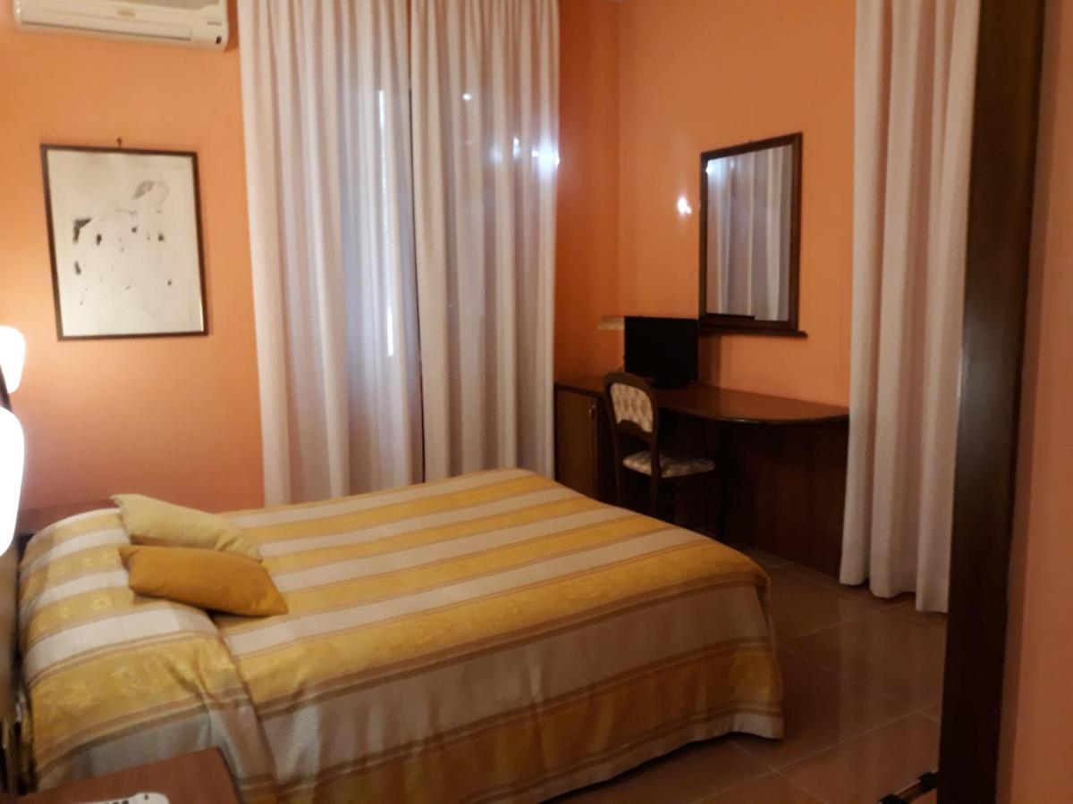 Hotel Cavour Verona Kültér fotó